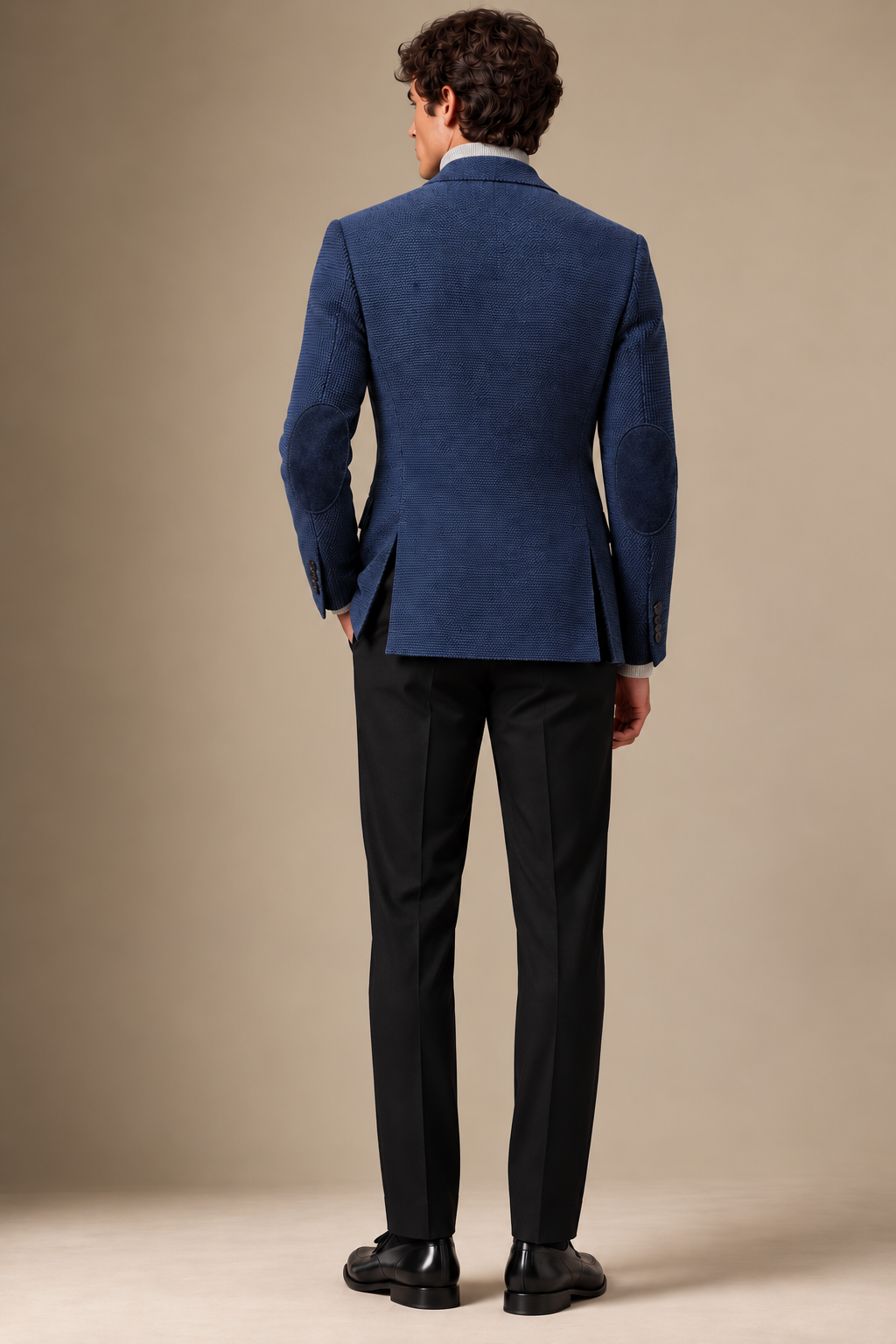 The Vellor Deep Navy Chenille w/Checkered Sleeves