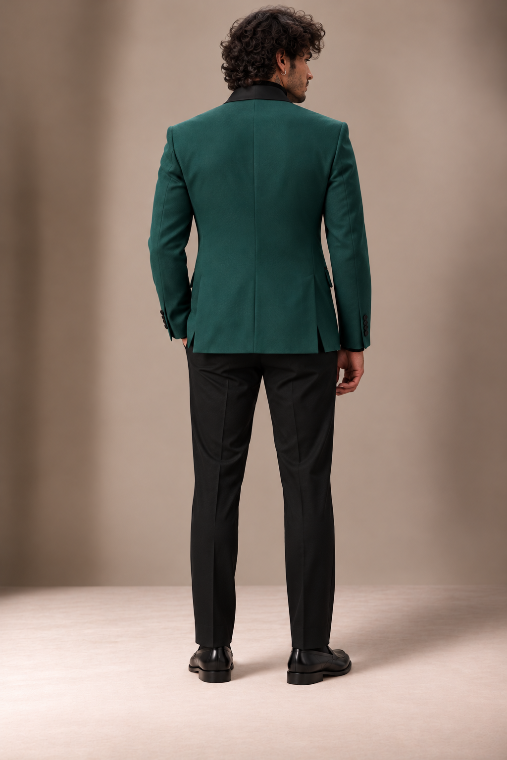 The Vellor Green Dinner Jacket