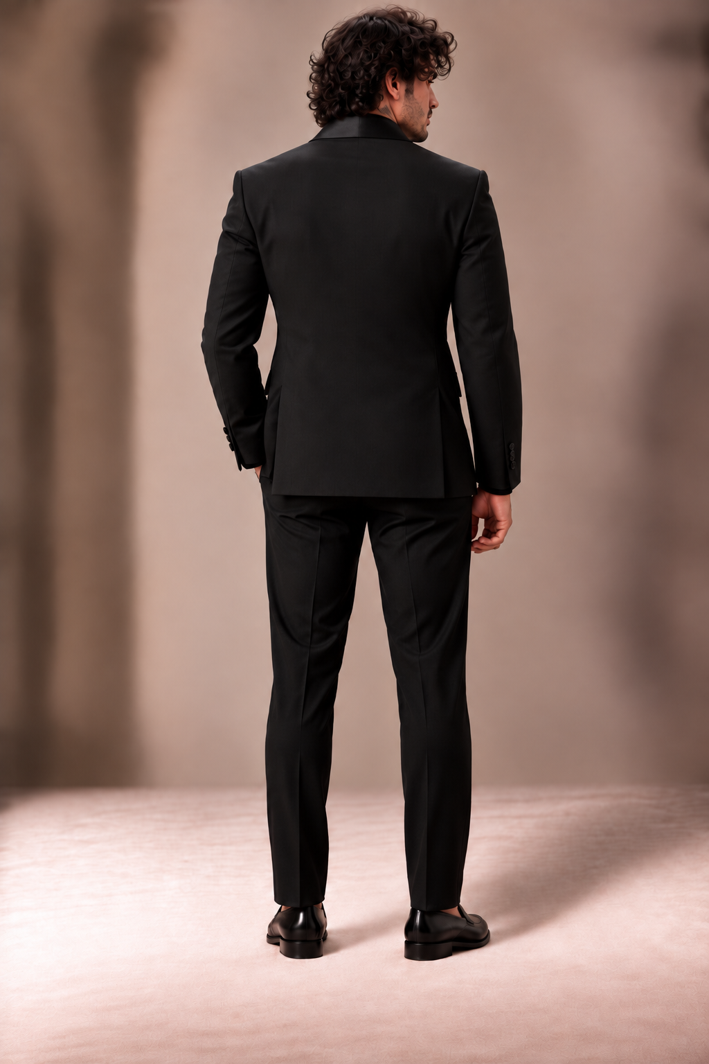 The Vellor Noir Dinner Jacket